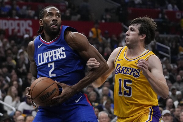 Leonard s 2nd career triple double leads Clippers over LeBron less